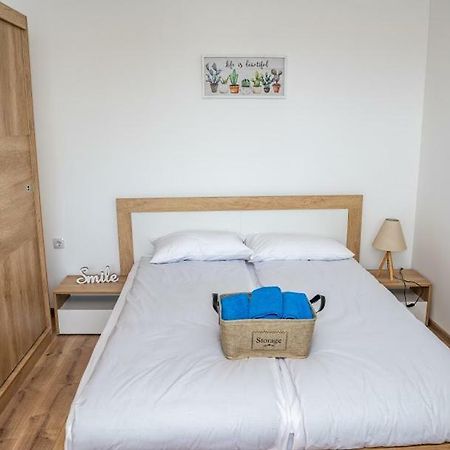 Apartment Vazrozhdenska Велико-Тырново Экстерьер фото