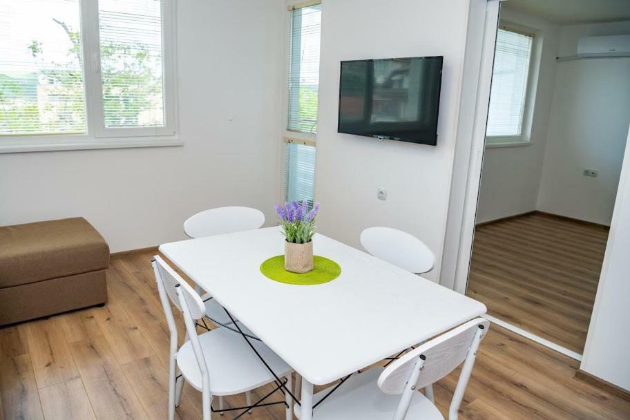 Apartment Vazrozhdenska Велико-Тырново Экстерьер фото
